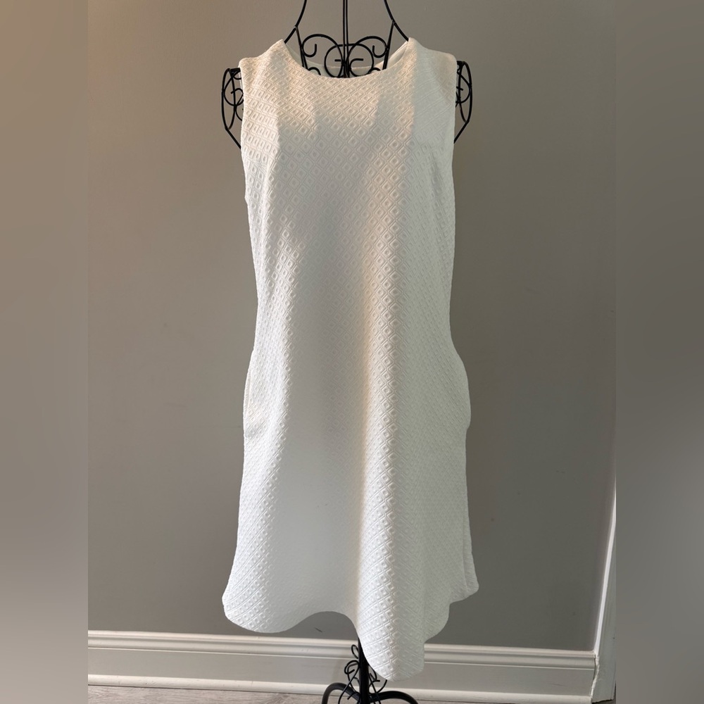 Tommy Hilfiger Textured White Sleeveless Dress, 6